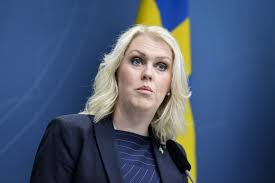Tryggheten för placerade barn och unga är en prioriterad fråga. Hallengren Bjuder Till Samtal Om Okad Makt