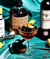 The Only Manhattan Recipe You Ll Ever Need Manhattan Drink Cocktails Manhattan Recipe