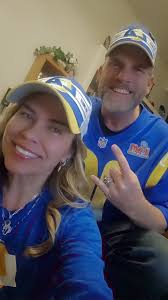 Horns up!! 🤘🏻 Go Rams!!