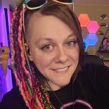 Tyler Boland (@xD_bolandtyler)