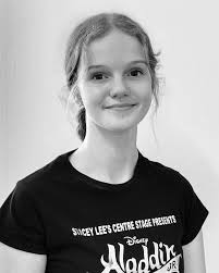 Stacey Lee's Centre Stage (@staceyleescentrestage) · Instagram 照片和视频