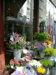 Pin By Guisela Alvarez On Entre Flores Floral Shop Flower Shop Design Beautiful Flowers