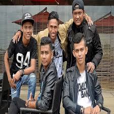 Mr bie aisyah istri rasulullah lagu asal projector music projector band aisyah. Download Lagu Projector Band Mp3 Download Populer Hit Lagu Projector Band