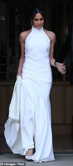 Meghan markle is getting all the preparations ready for her royal wedding to prince harry. Royal Wedding Eugenie Broke With Tradition In Zac Posen Dress Meghan Markle Wedding Dress Halter Wedding Dress Evening Dresses For Weddings