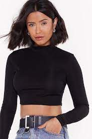 Ce top sans manche alyx se distingue par son col roulé. Crop Top Col Roule From Nasty Gal On 21 Buttons