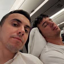 On the road again✈️