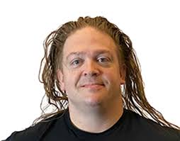 Chad Dammen's Instagram, Twitter & Facebook