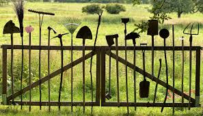 It S Time To Get Your Garden Cleaned Up For Fall Why Not Have D Onofrio Son Landscaping Take Care Of It For You Old Garden Tools Garden Tools Garden Fence