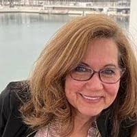 Kimberly Elam's Instagram, Twitter & Facebook