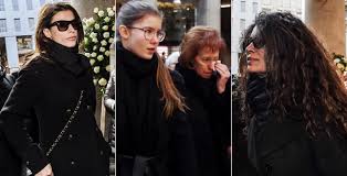 Letizia moratti (born letizia brichetto arnaboldi; Elisabetta Canalis Afef Jnifen La Moglie Letizia Moratti Quanti Vip In Lacrime Ai Funerali Di Gian Marco Moratti Oggi