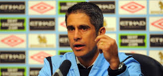 Sylvinho n'a tenu que 5 mois et 11 matchs à la tête de l'ol mais souhaite retrouver un club dans les prochains mois. Ligue 1 Aulas Confirms The Arrivals Of Juninho And Sylvinho In Lyon Teller Report