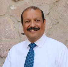 Sergio Carmelo Domínguez Mota, el favorito en las encuestas