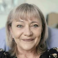 20+ "Ellis Owen" profiles