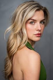 Lauri Key's Instagram, Twitter & Facebook