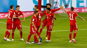 Assisted by joshua kimmich with a cross following a set. Bundesliga Bayern Munich Schalke 04 Este Equipo Sigue Metiendo Miedo 8 0 Eurosport