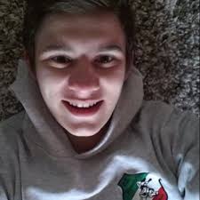 Daniel Layer (DanielLayer@)