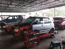 Bengkel kereta ZAHAGANU 83