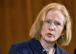 Health minister greg hunt has claimed parliamentary scrutiny of senior health officials is distracting them from managing the vaccine rollout and broader coronavirus pandemic. 2 Australian States Urge Against Under 40s Taking Az Vaccine