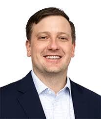 Ryan Tuttle's Instagram, Twitter & Facebook