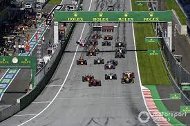 A harmadik rajkockát max verstappen. Esos Szombati Idomero Az F1 Es Stajer Nagydijon