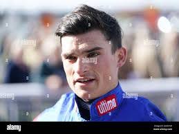 Alexander Thorne's Instagram, Twitter & Facebook