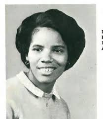 Nancy Knight Kenner '67-'68