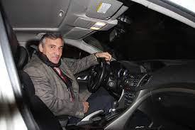 Ročně známý herec najezdí padesát tisíc kilometrů. Jan Censky Pri Sve Prvni Jizde Jsem Z Auta Utekl Pro Zeny Blesk Cz