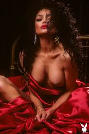 La Toya Jackson - Free nude pics, galleries & more at Babepedia