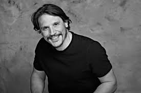 He is an actor, known for resident evil: Sergio Peris Mencheta A Partir De Los 40 Te Respetan Como Creador Y Te Empieza A Importar Un Bledo Lo Que Digan Los Demas Teatro