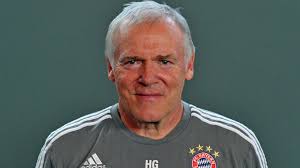 Oder franz beckenbaue­r mit breitem grinsen fragen: Hermann Gerland Spielerprofil Dfb Datencenter