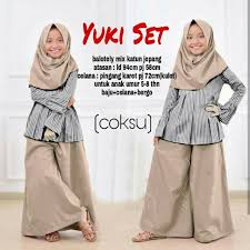 Para pedagang tanah abang telah berkumpul di sini. Baju Busana Muslim Anak Anak