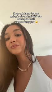 Alexa Pack's Instagram, Twitter & Facebook