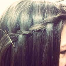 Waterfall Twist Super Easy Fast And Cute Alot Of Compliments Given On This With Images Hair Styles Hair Beauty Waterfall Twist Hairstyle