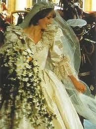 Diana's actual dress used to be on display at althorp house , the estate belonging to the spencer family where she spent her teen years, but it's also not the first time the show has commissioned a replica of a famous royal wedding dress. Heavy Is The Crown Princess Diana Wedding Diana Wedding Princess Diana
