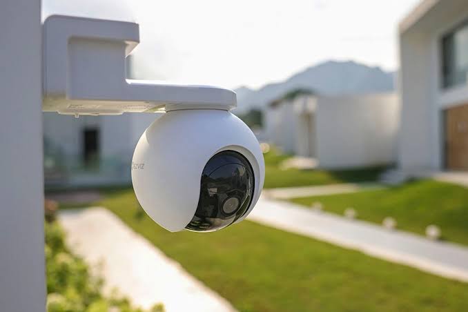 The Ultimate Guide to Choosing a Home Alarm System in Perth | Rapid Alarms