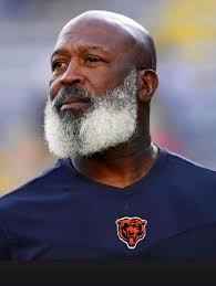 BRING BACK LOVIE SMITH!!