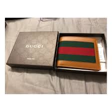 When you buy a men's wallet from a prestigious brand, you benefit from longevity and comfort for several years. Gucci Men Wallet Vintage Web Men S Fashion Watches Accessories Wallets Card Holders On Carousell