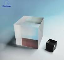 Divisores de haz polarizadores de vidrio óptico en forma de cubo prisma  1550nm N-Bk7