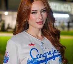 Sara Odeh's Instagram, Twitter & Facebook