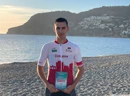 El ciclista de La Herradura Félix Aranda Ruiz comienza este domingo la  temporada en la cronoescalada de Castell de Ferro