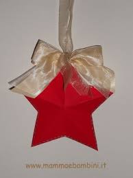 Il tempo di esecuzione previsto per creare questo. Stella Di Natale Facile Da Realizzare Mamma E Bambini