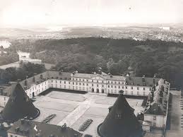 Le château de Verrerie | Pavillon de l'Industrie