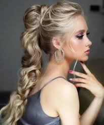 Coda di cavallo bis per capelli ricci; Coda Di Cavallo Per Capelli Ricci Le Migliori Idee Qui Capellistyle