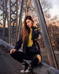 Feb 11, 2020 · @alwaysclau: Luis Glz Uli On Instagram Meet Me Over The Bridge Sonyportraits Spain Photogra Model Poses Photography Photography Poses Women Photoshoot Poses