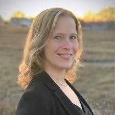 About — LISA CARLUCCI