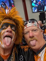 Hey Champs! Waz up!!