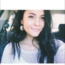 Danielle Hilker's Instagram, Twitter & Facebook