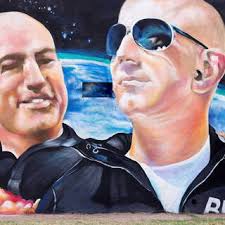 Jeffrey preston «jeff» bezos фамилия при рождении — йоргенсен; 08lmzkbk1qvoym
