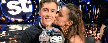 Née le 18 janvier 1987, denitsa ikonomova (27 ans) est une danseuse originaire de bulgarie. Danse Avec Les Stars Denitsa Ikonomova En Couple Avec Rayane Bensetti Une Bourde De Loic Nottet Confirme Video