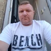 30+ "Daniel Midgley" profiles